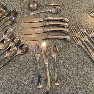 28 Pieces Gorham 18/8 Stainless Flatware